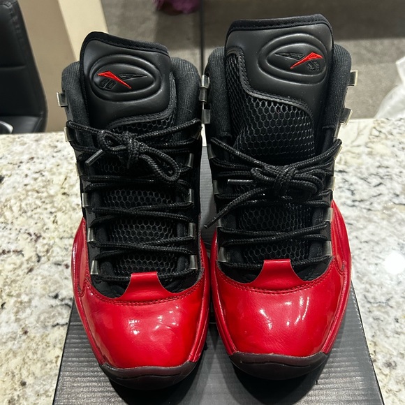 Allen Iverson Questions Mid 76ers Bred - Picture 5 of 6